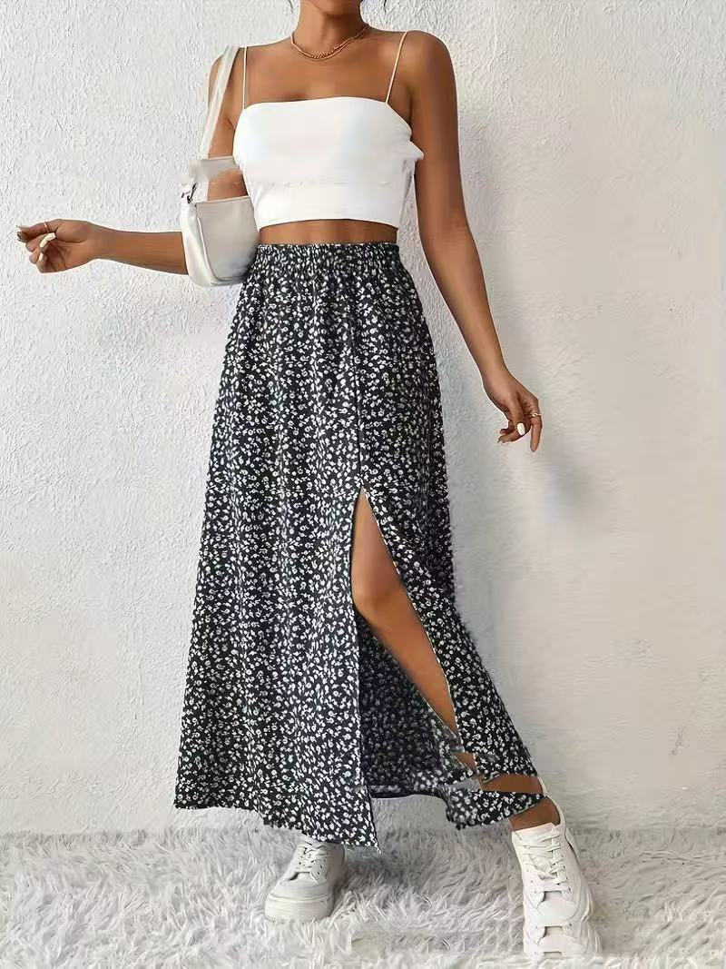 Side Slit Printed Skirt For Fashionable Everyday Wear