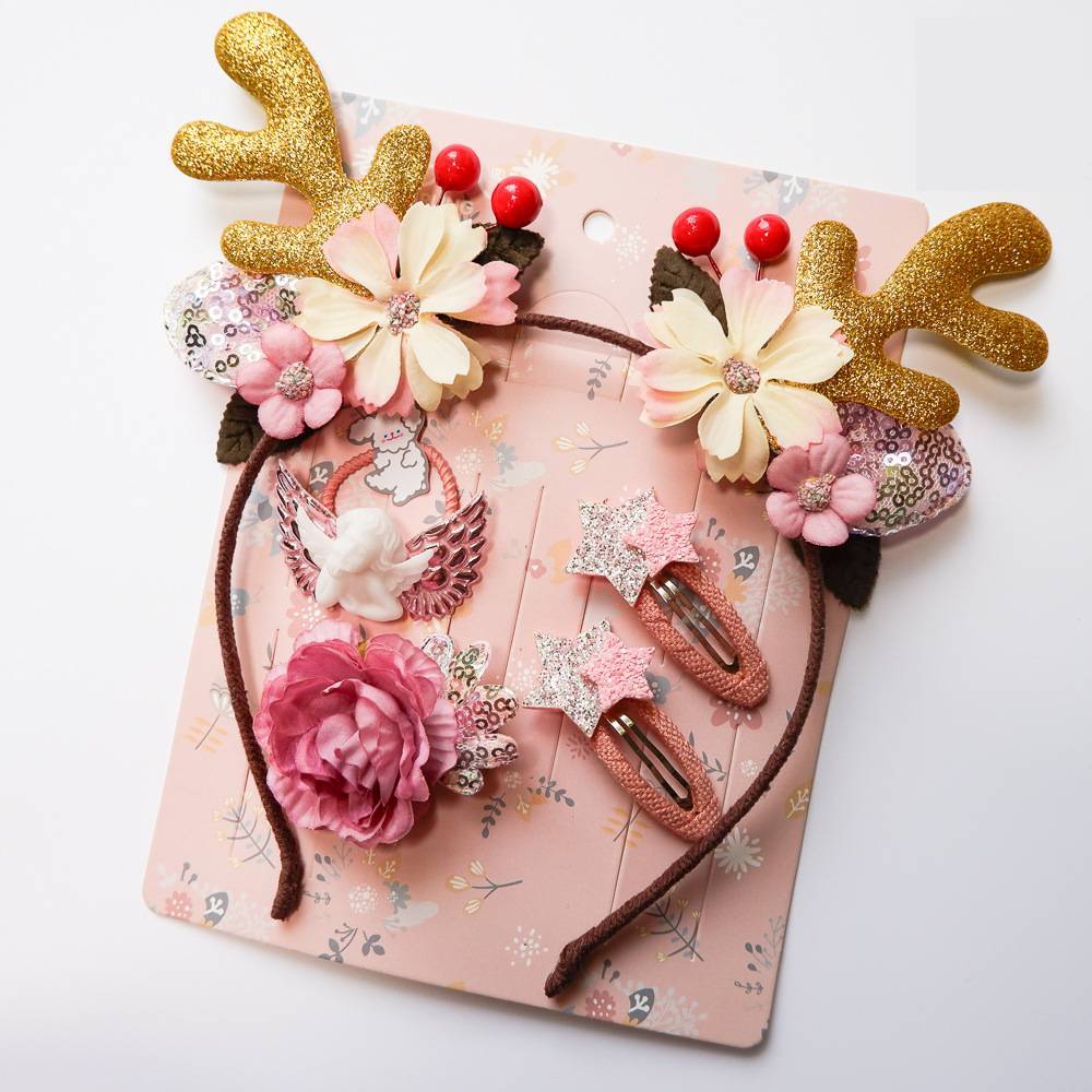 Cottagecore Yuletideをテーマにした花の枝角のヘッドバンド