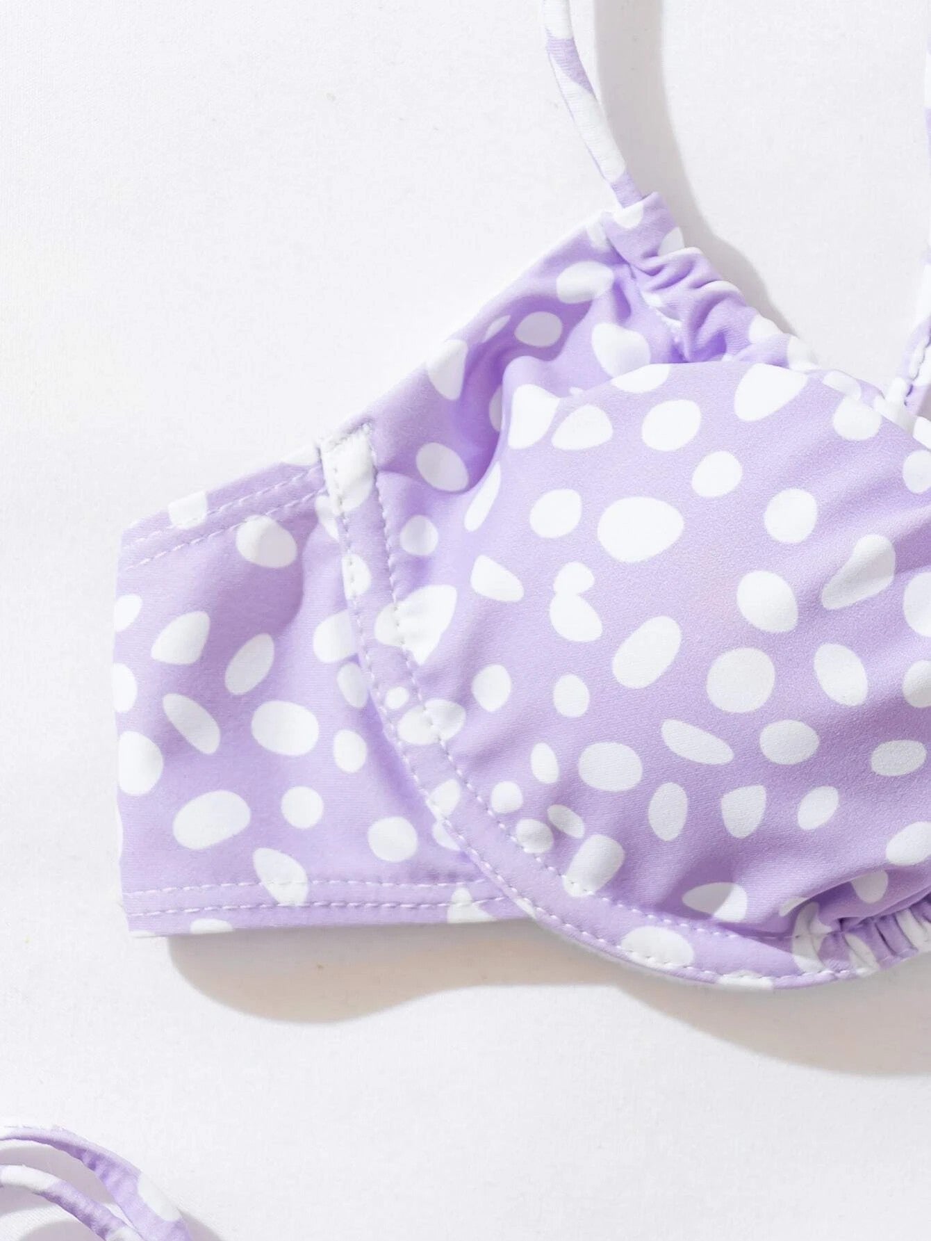 Chique dames gesplitste bikini -pak voor elegante zomer