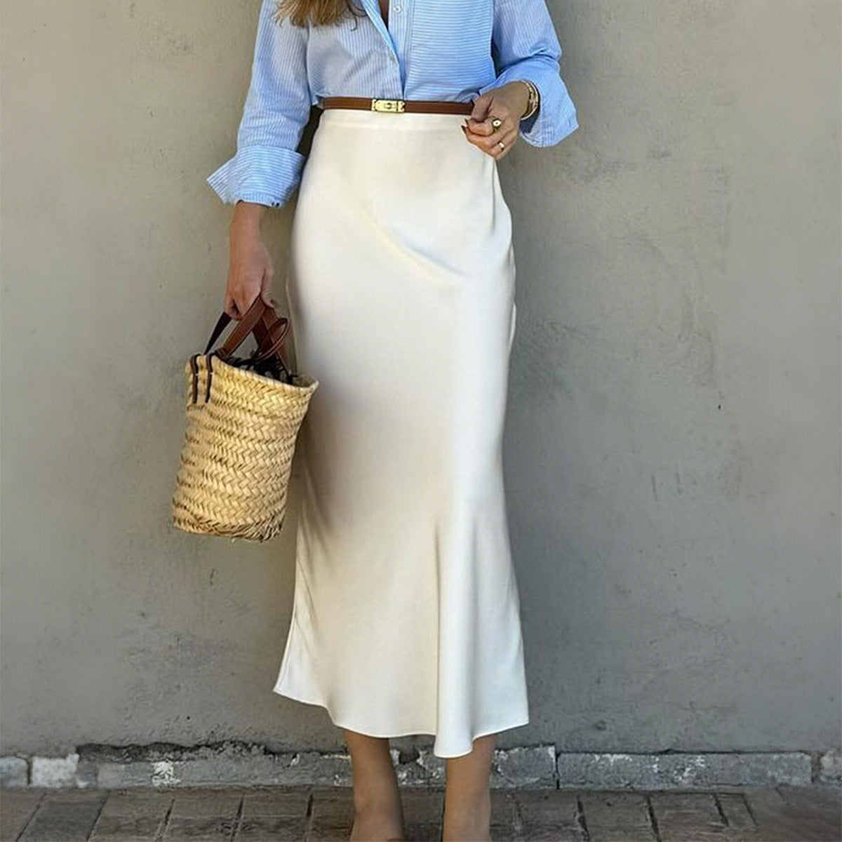 Solid Color Sheath Skirt For Sleek Modern Appeal