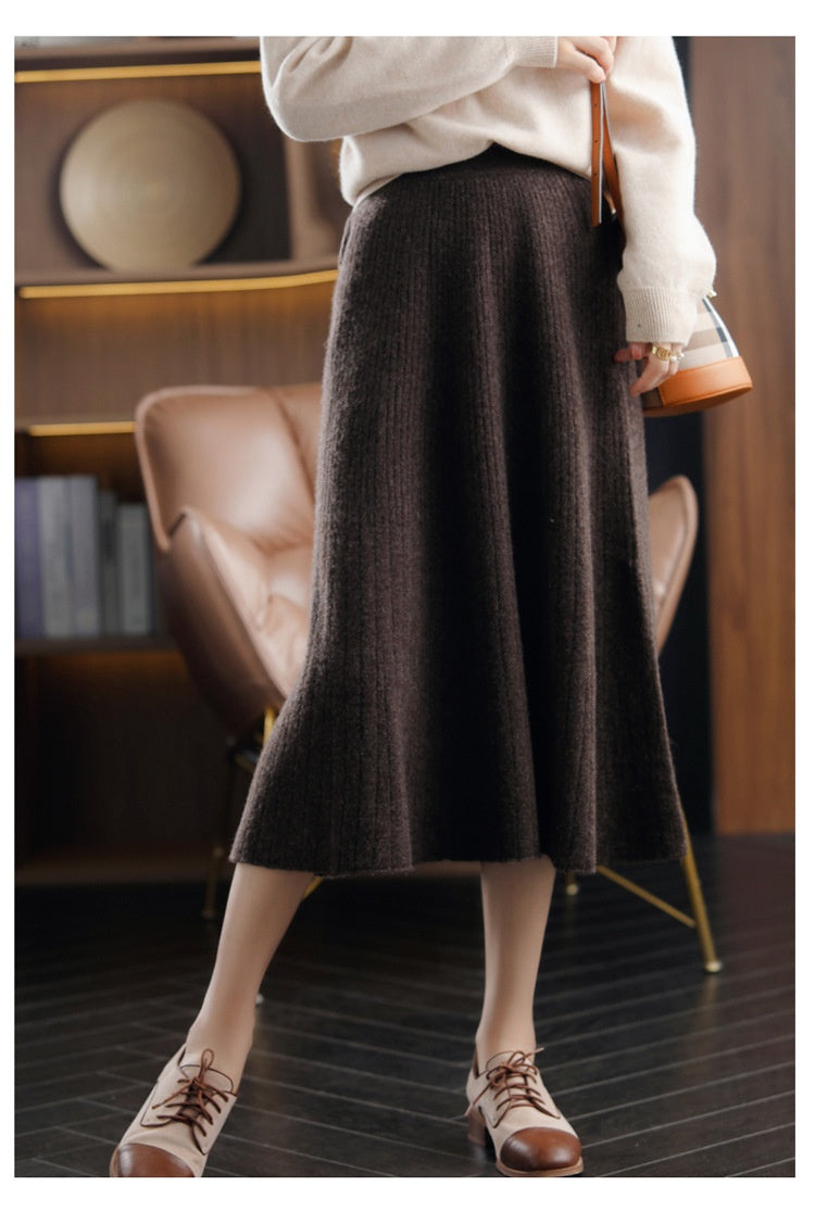 Wool Knitted Cashmere Pleated Skirt For Cozy Elegance