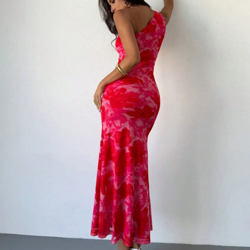 Robe d'élingue à motif irrégulier avec accent de ceinture d'épaule pour le style de déclaration
