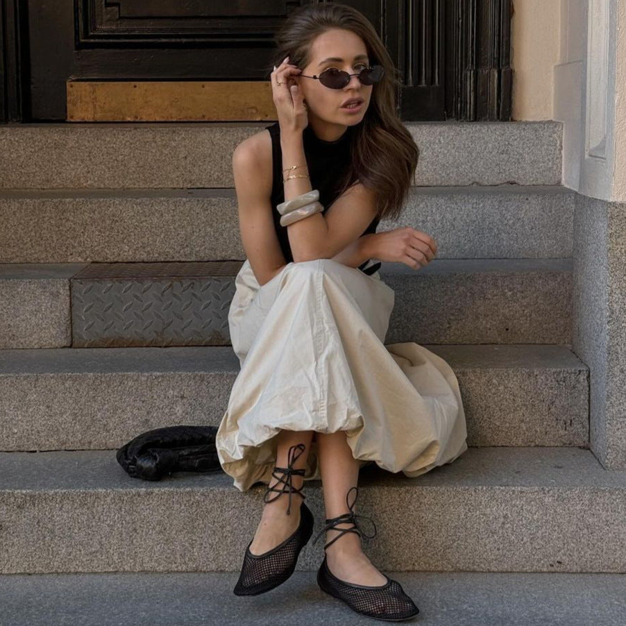 French Inspired Street Style Skirt With Simple Elegance