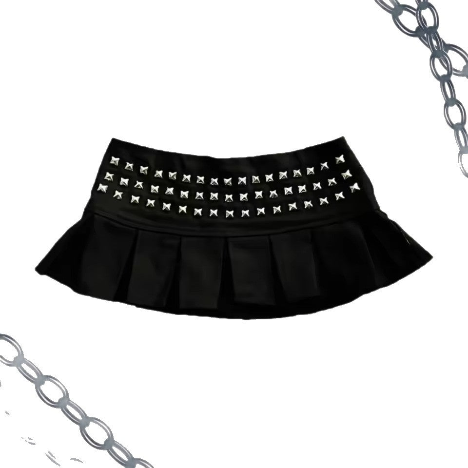 Pleated Skirt With Sparkling Detail For Summer Glam