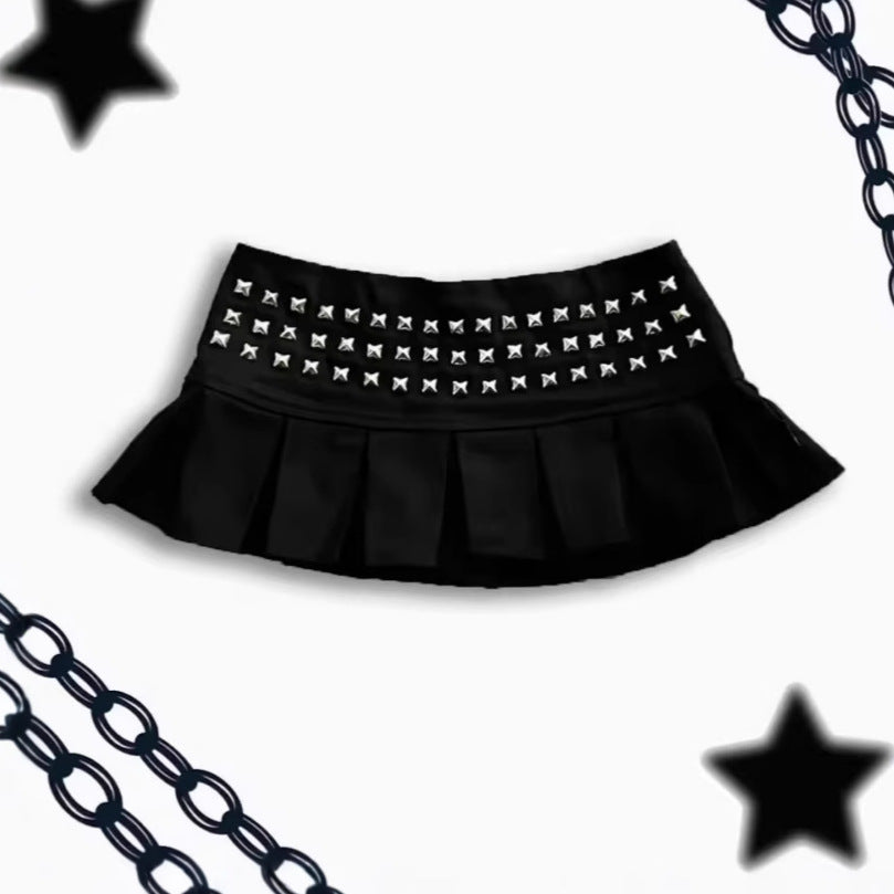 Pleated Skirt With Sparkling Detail For Summer Glam