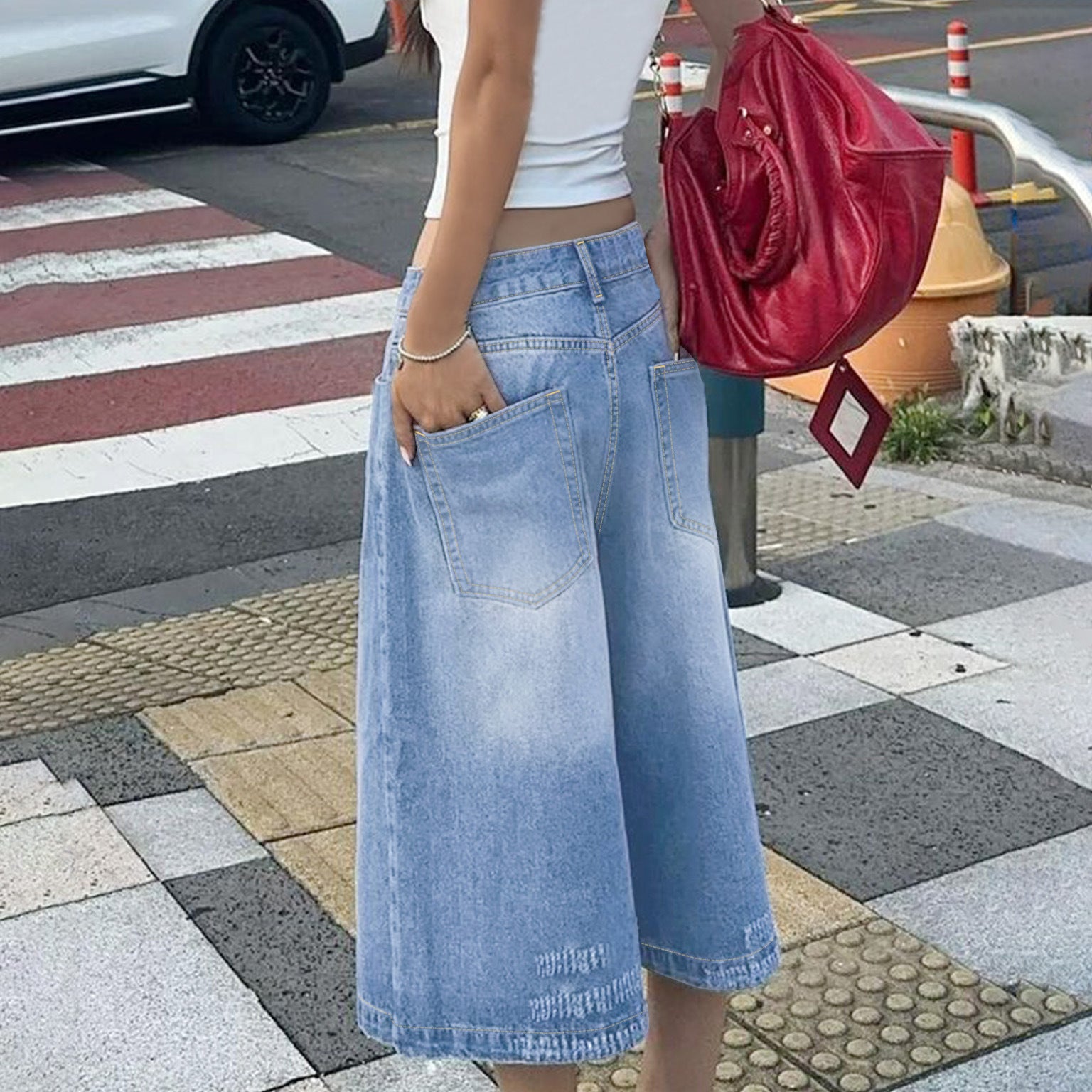 Shorts di denim multi-pettine a vita alta con bordo moderno