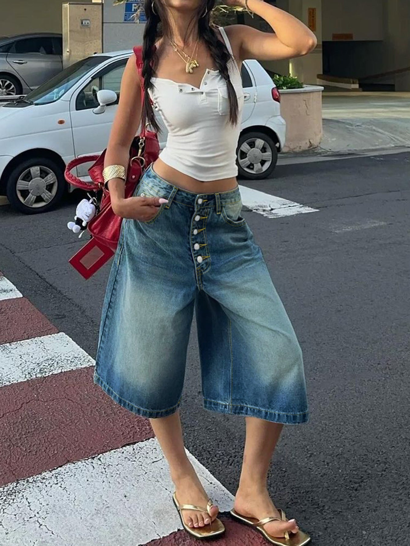 Shorts di denim multi-pettine a vita alta con bordo moderno