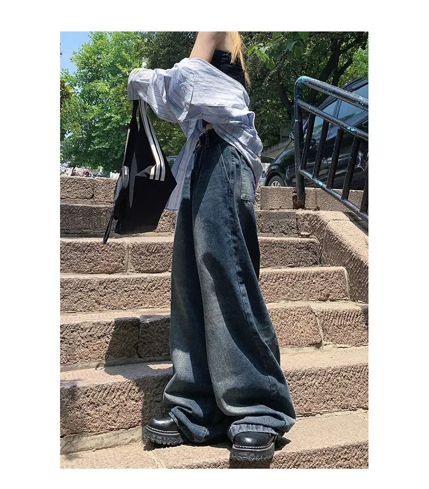 Jeans de pierna ancha con un ajuste relajado