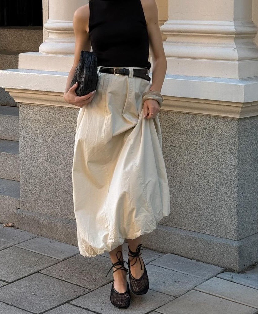 French Inspired Street Style Skirt With Simple Elegance