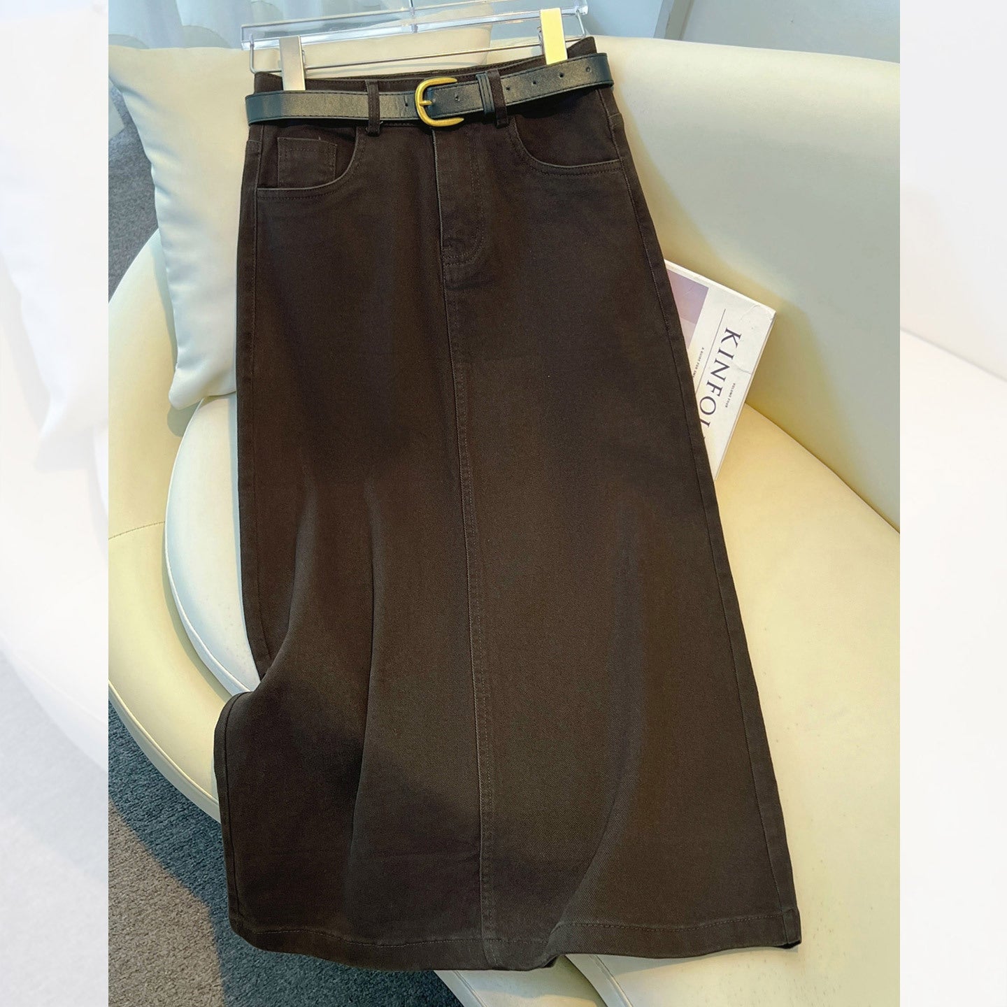 Brown A-Line Retro Slit Skirt That Flatters Every Curve