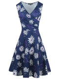 Ärmelloses A-Linien-Kleid mit floralem Surplice