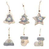 Ornamentos de árvore com tema de Natal de madeira