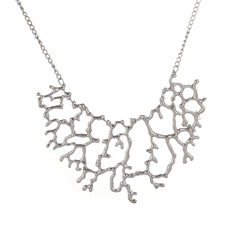 Cracked Glass Metallic Necklace
