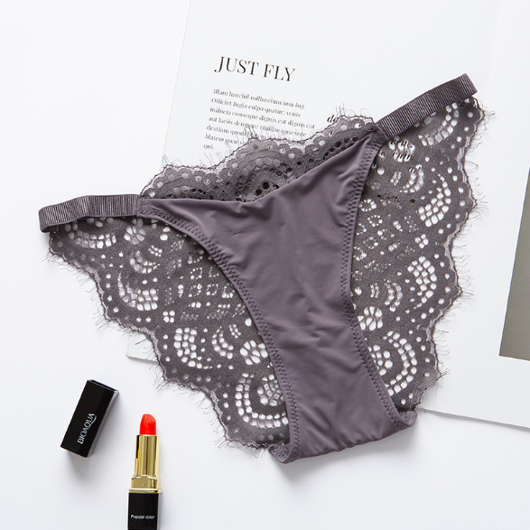 Lace Detailed Semi Transparent High Waist Panties