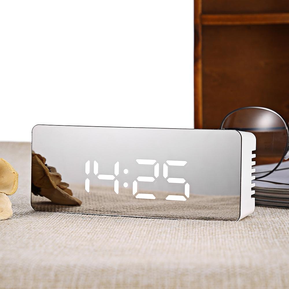 Horloge de miroir à temps et à température LED